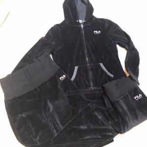 Fila velvet sweat suit w 2 pair bottoms